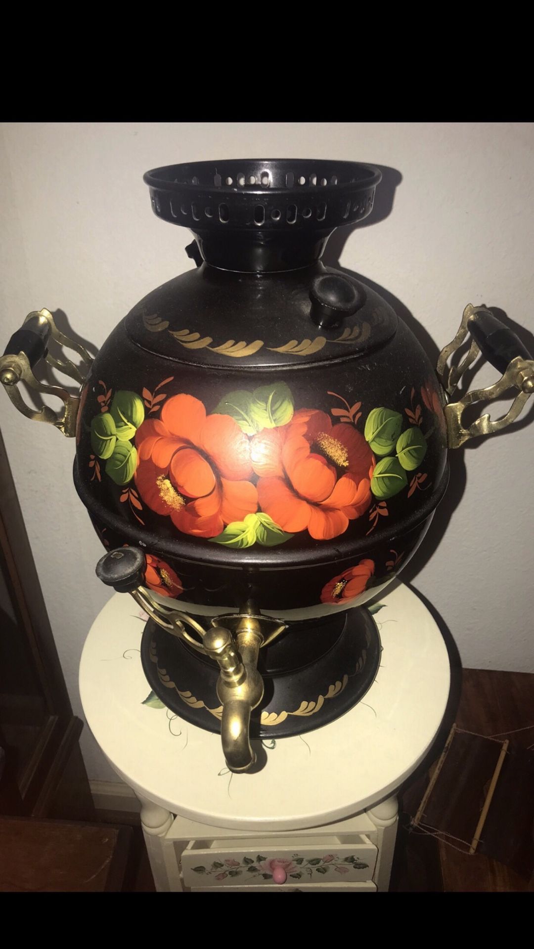 RUSSIAN SAMOVAR 