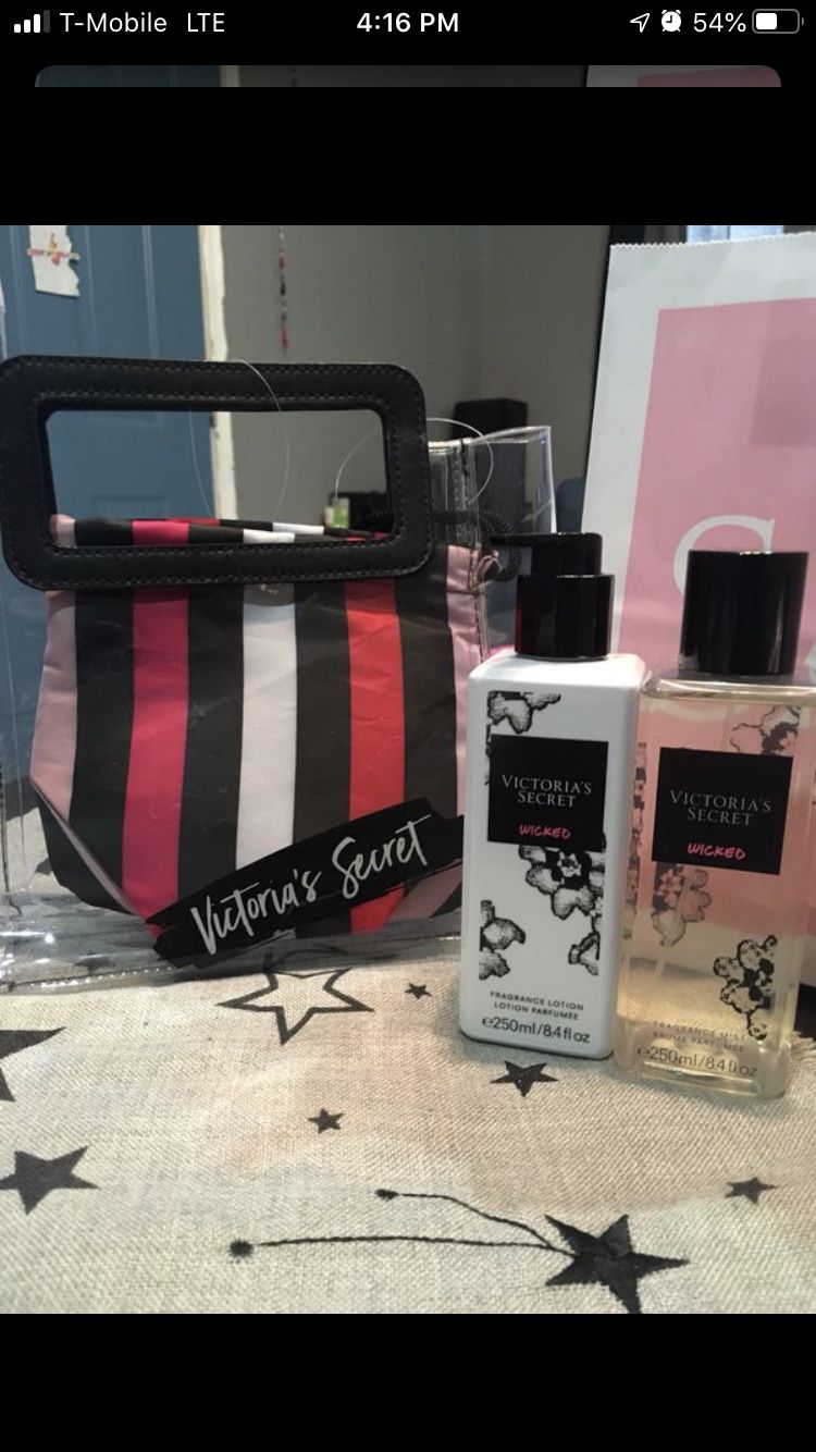 Victoria Secret wicked fragrance mist set