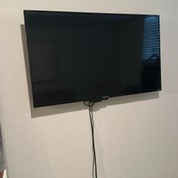 Element Flat Screen TV 42”