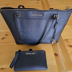 Michael Kors Black Large Leather Tote And Travel Wristlet