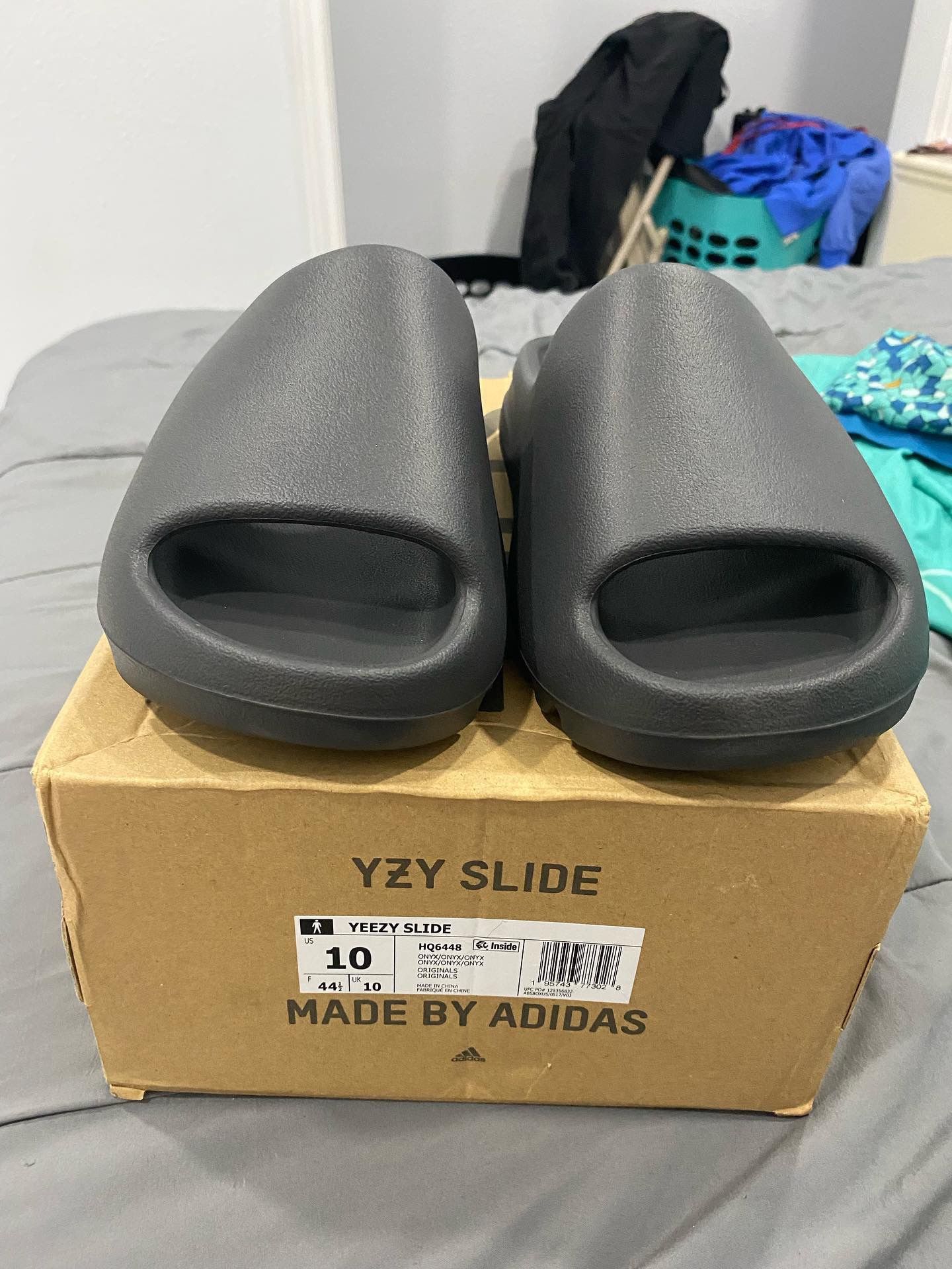 Yeezy Slides Onyx