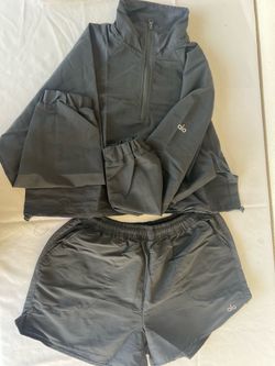 Alo Black Windbreaker Set