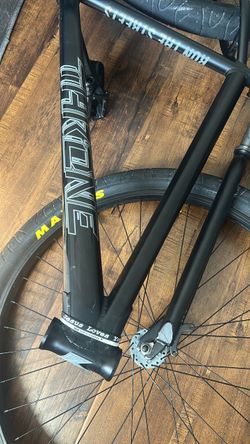 Throne 29er shadow