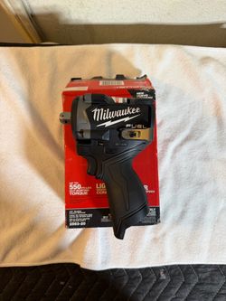Milwaukee M12 FUEL 12V Lithium-Ion Brushless Cordless Stubby 1/2 in. Impact Wrench (Tool-Only)