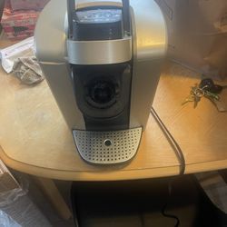 Keurig Single-Serve Coffee Maker – Works Great