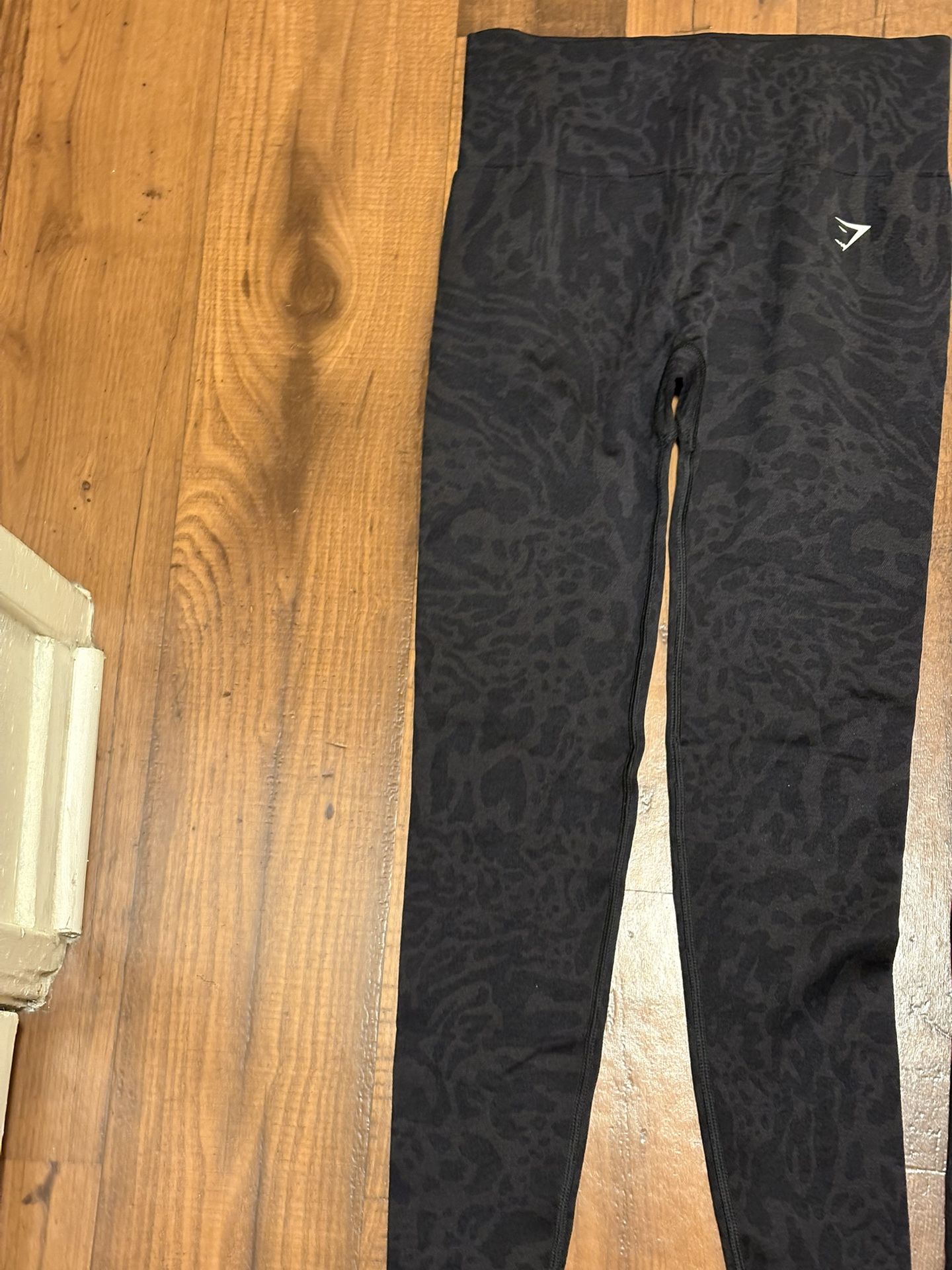 Gym Shark Leggings Small New