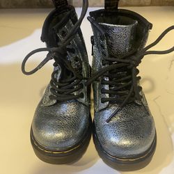 DR Doc Martens Metallic Girl Boots Kids Size US 7 Zip Up Sides With Laces
