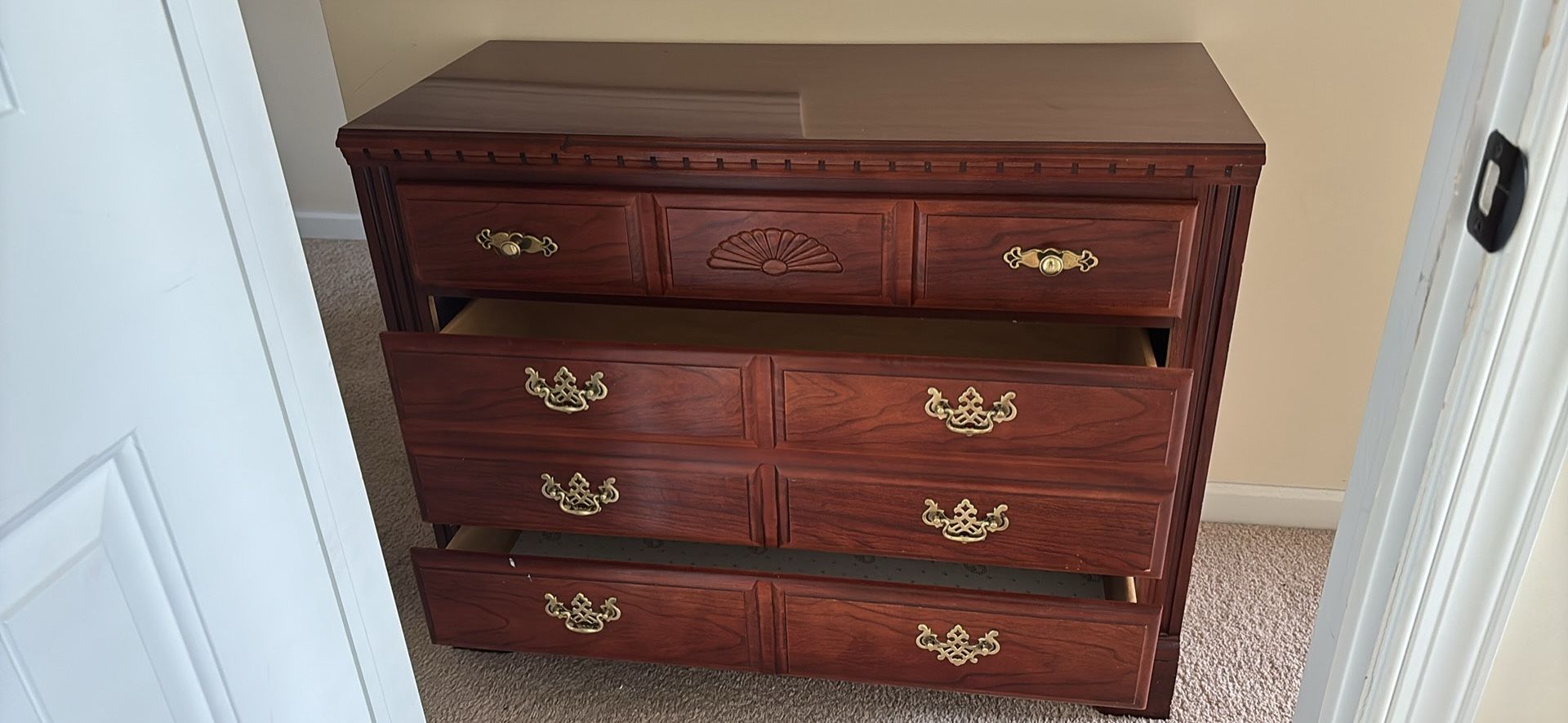 3 Drawer Dresser