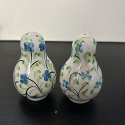 Salt & Pepper Shaker