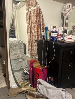Oval mirror