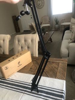 T20 Studio Boom Arm