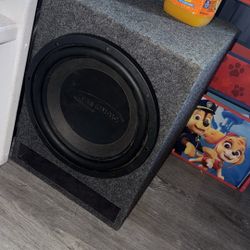 Arc 12 In Almost Brand New Ported Box 