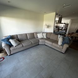 Sectional sofa 