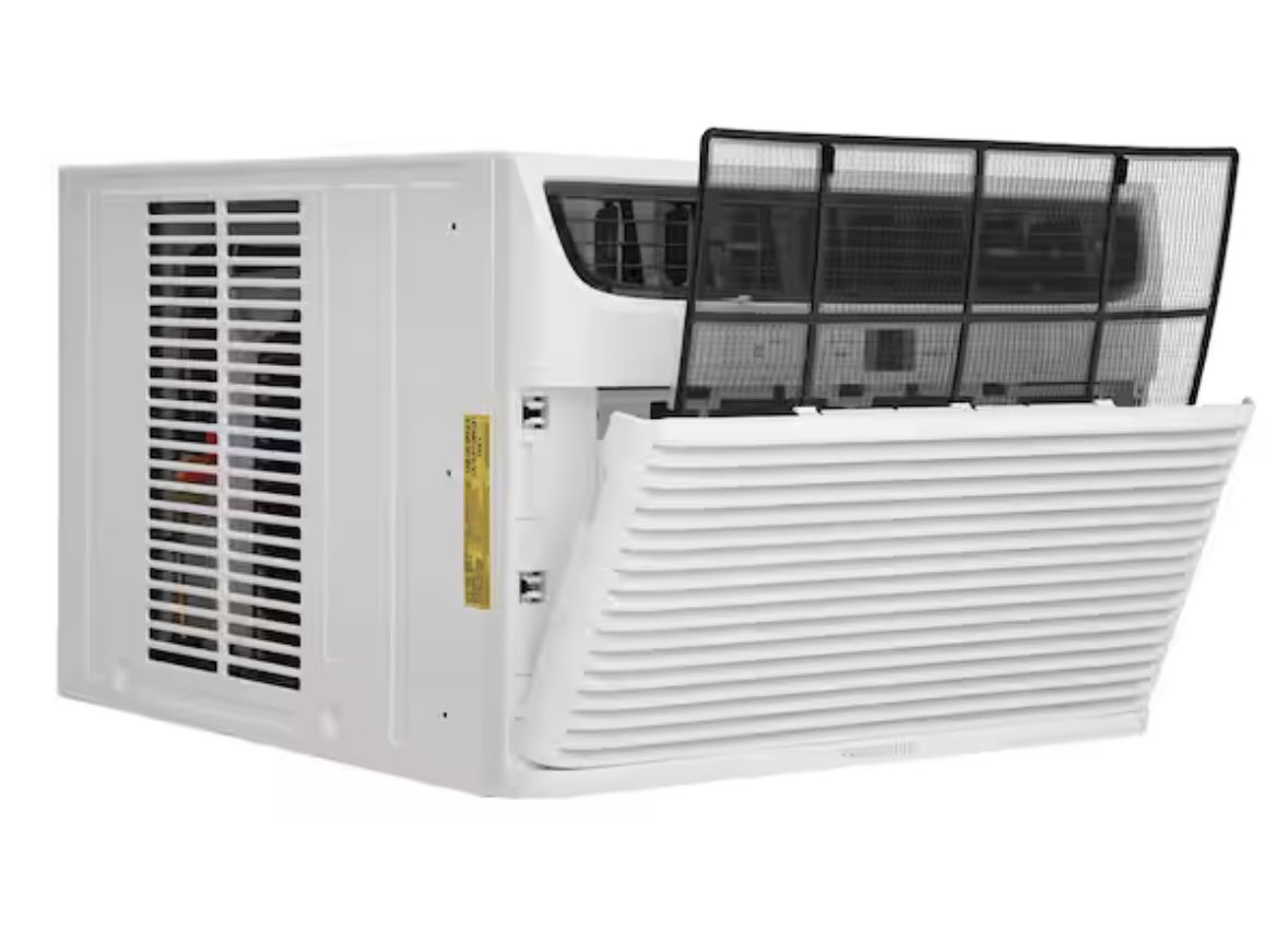 Frigidaire 18,500 BTU 230V Window Air Conditioner 1050sqft