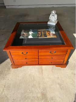 Solid wood display glass coffee table