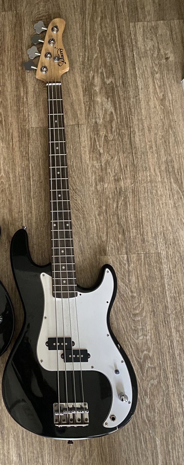 Bass 