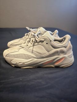 Yeezy 700