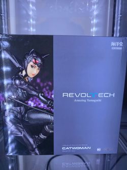 Revoltech catwoman
