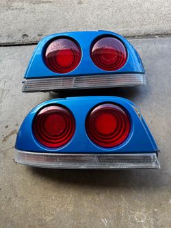 Nissan skyline tail lights