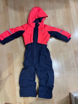 Snow suit