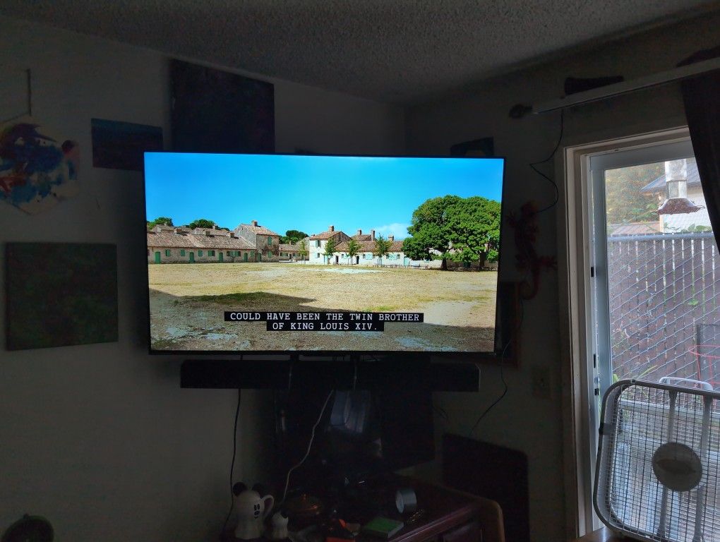 55" TCL Roku TV And Vizio Sound bar W/Bass Boost W/Controllers