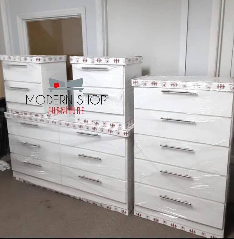 DRESSER, CHEST AND TWO NIGHSTANDS 