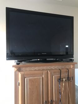 47 inches Panasonic Tv- in good condition & awesome colors
