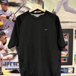 Vintage 2000’s Nike Short Sleeve T-Shirt Men’s Size L Black  