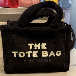 Marc Jacobs  medium