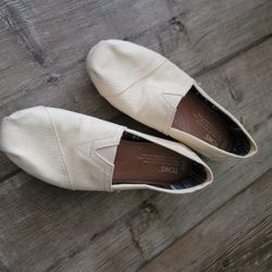 Tom's Natural Canvas