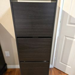 Ikea BISSA
Shoe cabinet with 3 compartments, black-brown - Used
