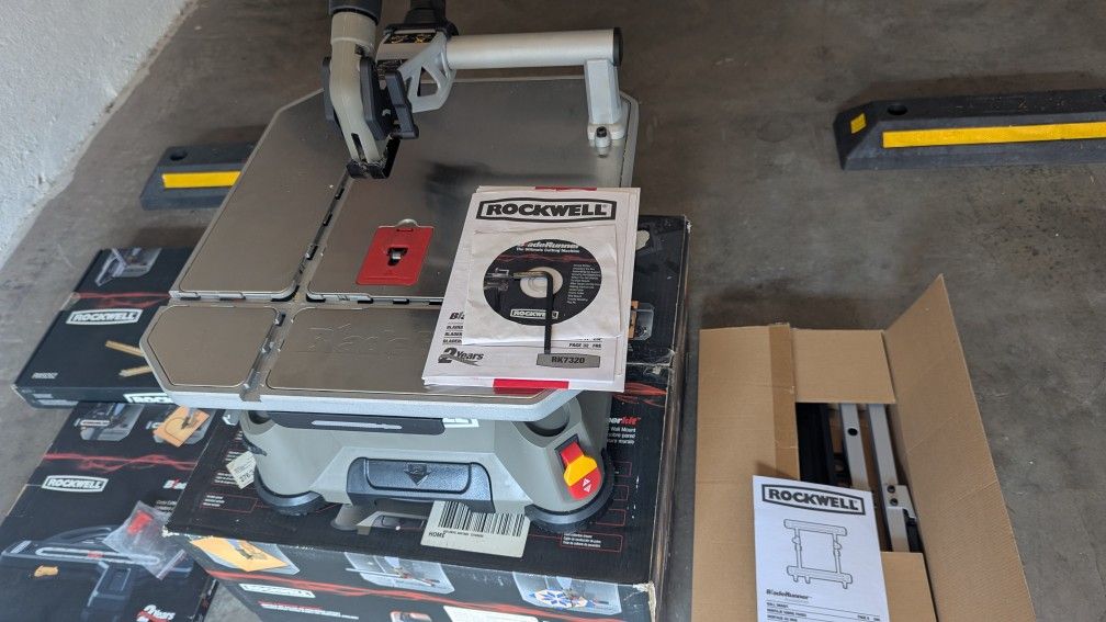 Rockwell Bladerunner Table Saw 