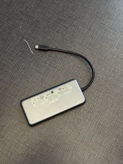 Anker 8 in 1 USBC adapter