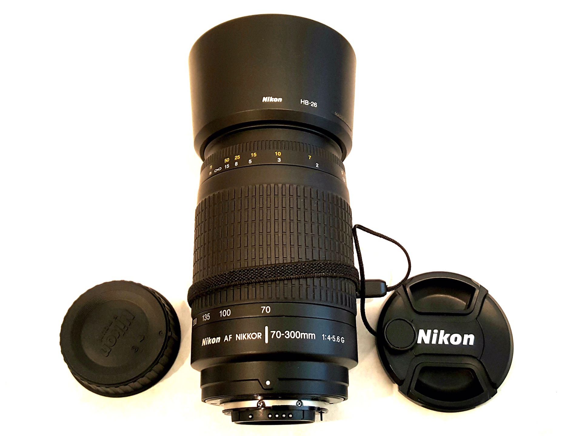 Nikon AF Nikkor 70-300mm zoom lens