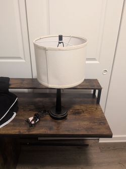 Lamp w/USB charging
