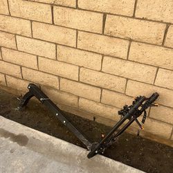 Vehicle bike rack for tow hitch