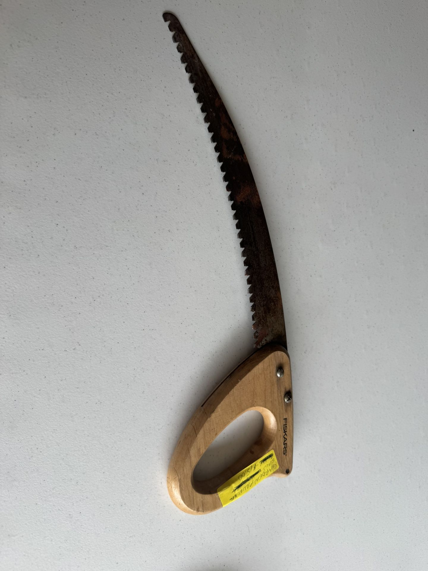 Fiskars 15 Inch Pruning Saw with Handle