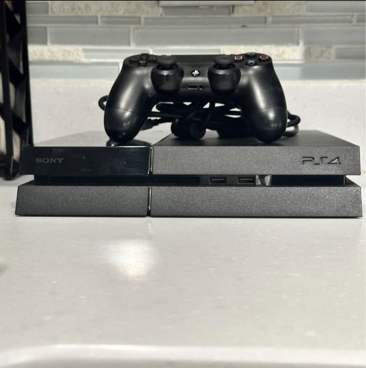 PS4 W/ Dual Shock 4 Controller