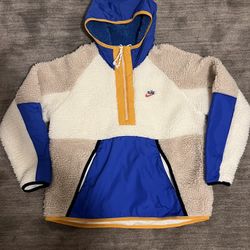 Nike Sherpa