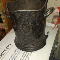 Louis Reordered Champagne Vintage ice Bucket 