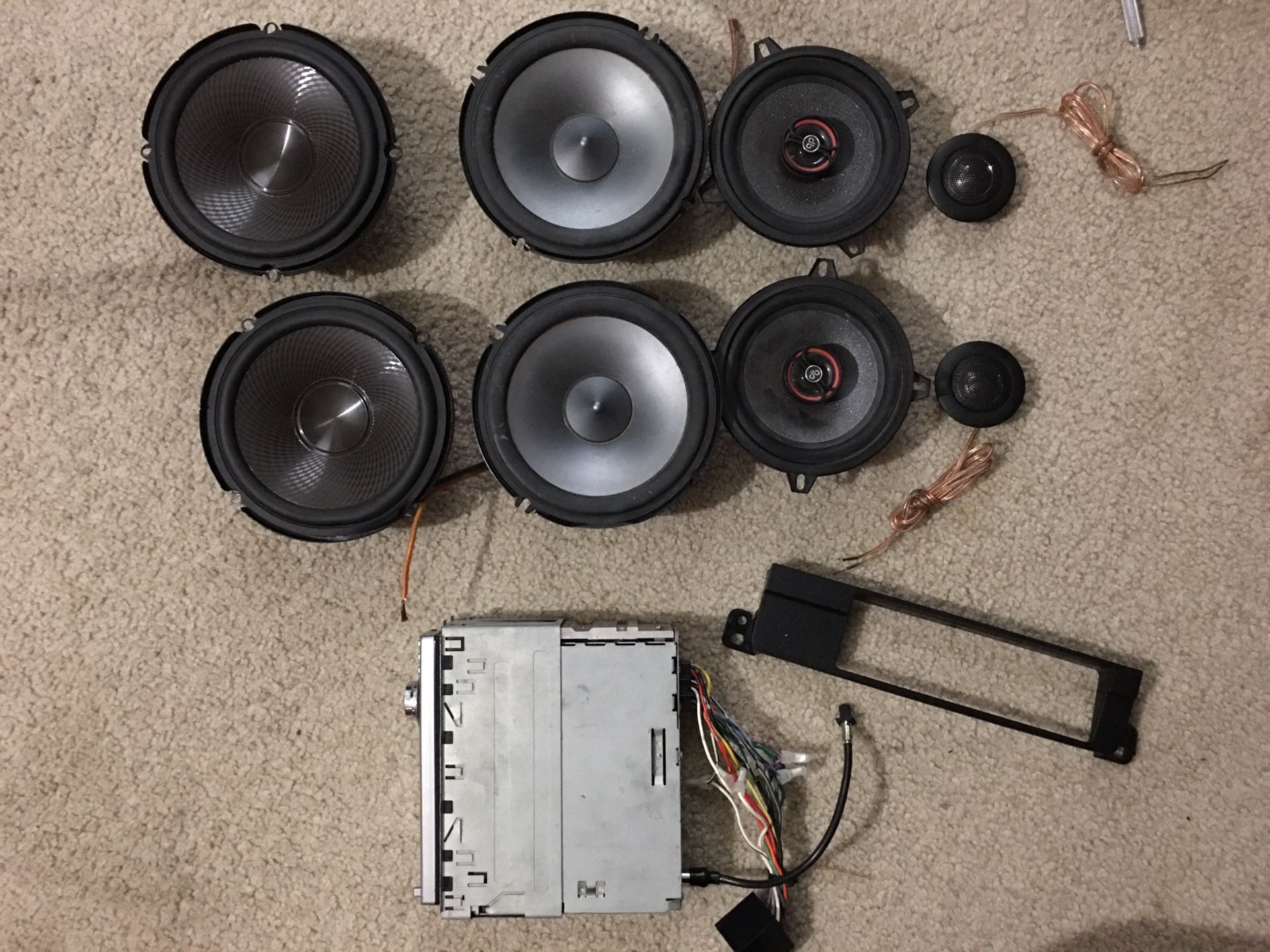 Stereo System for car