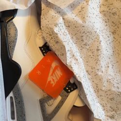 Jordan 4 White Cement