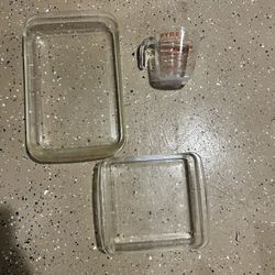 Pyrex Set
