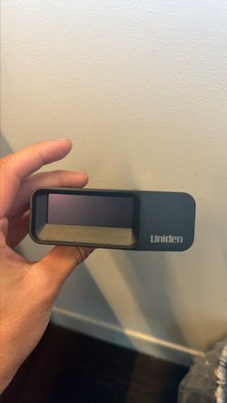 Uniden R7
