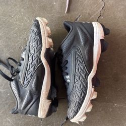 Kids Baseball Cleats 1.5, Lots Of Cleat Left