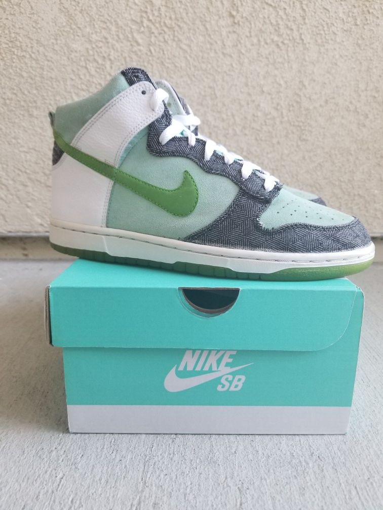 Vintage Retro Nike Dunk High 6.0 SB Green