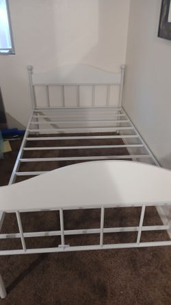 Cama nueva con colchon nuevos