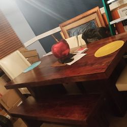 Dinning Table 