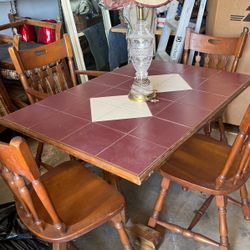 Dining Table W/4 Chairs