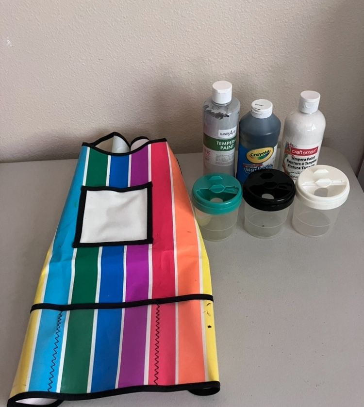 Paints With Containers and Coverup